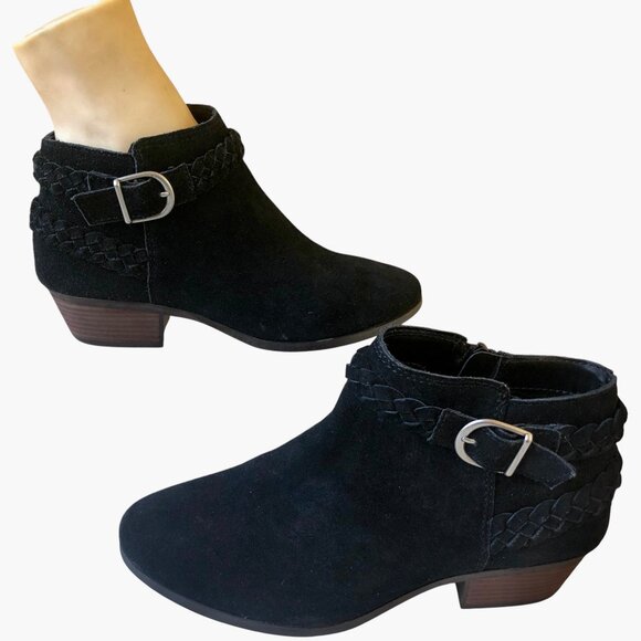 G.H. Bass & Co. Nina Braid Black Suede Ankle Boot Side Zip Bootie  7.5 W - Picture 12 of 14